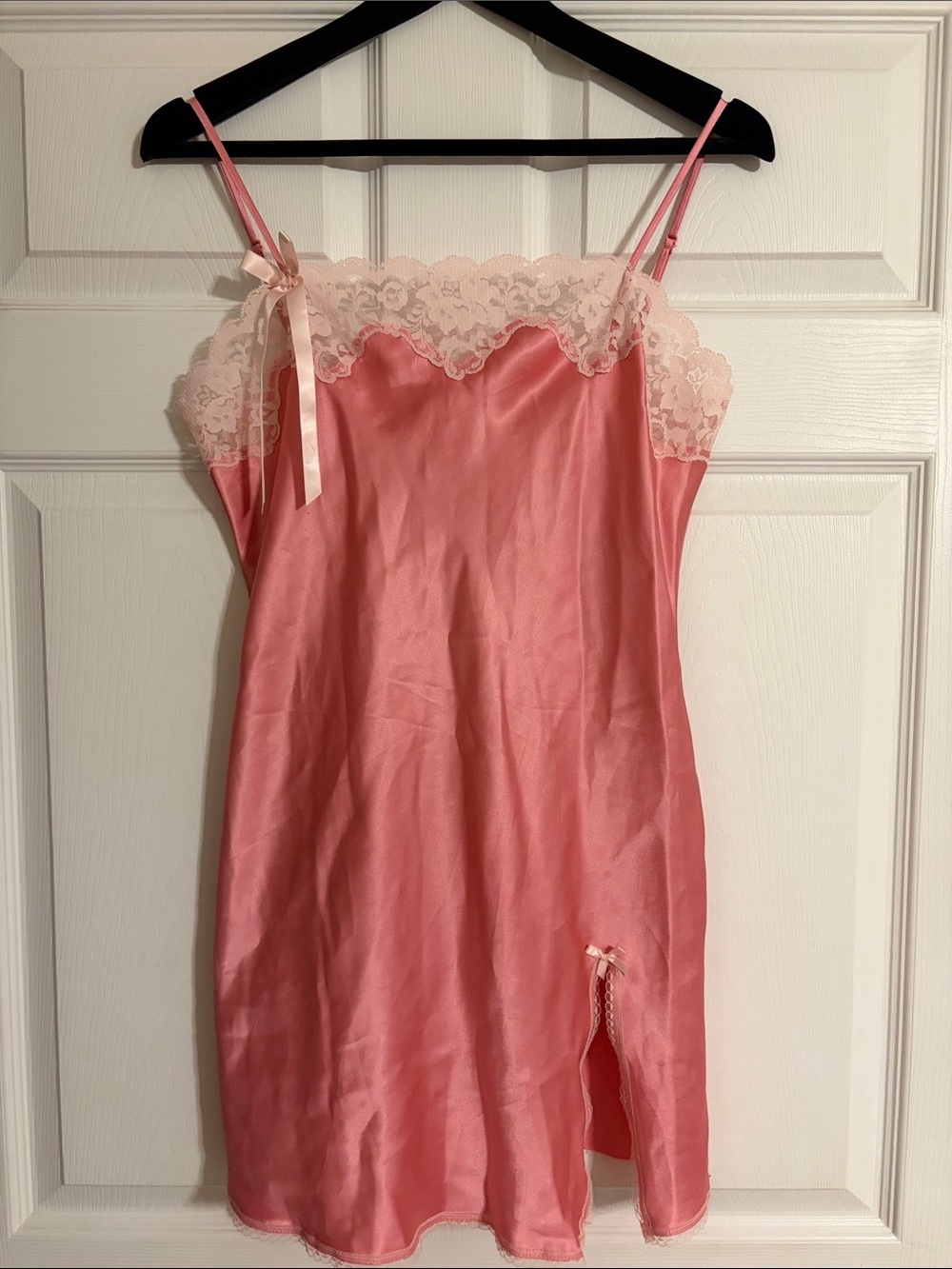 VTG Victoria’s Secret 2004 Pink Satin & Lace "Maria" Slip Dress Chemise - Size M